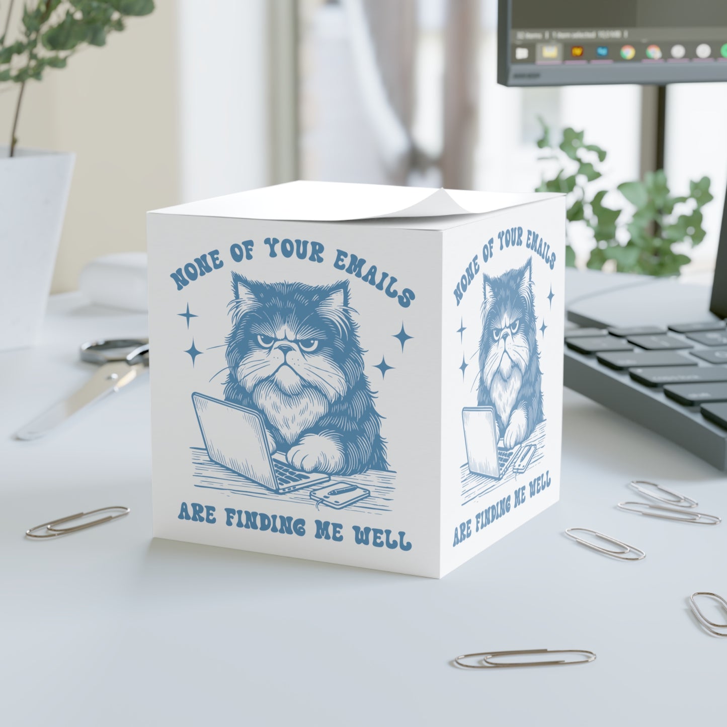 Humorous Cat Note Cube