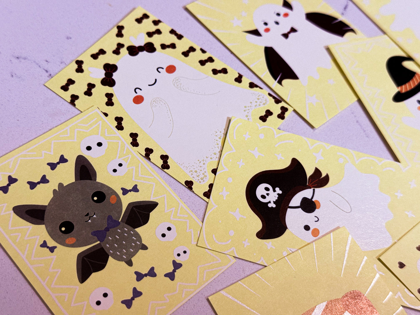 Cute Halloween Animal & Ghost Gift Tags – Retro Spooky Mini Cards